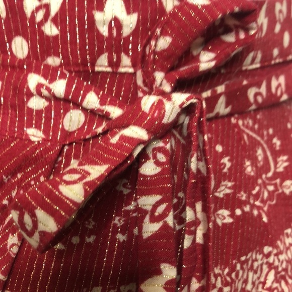 BCBG Maxazria red and gold bohemian style wrap skirt size XS - Picture 7 of 12